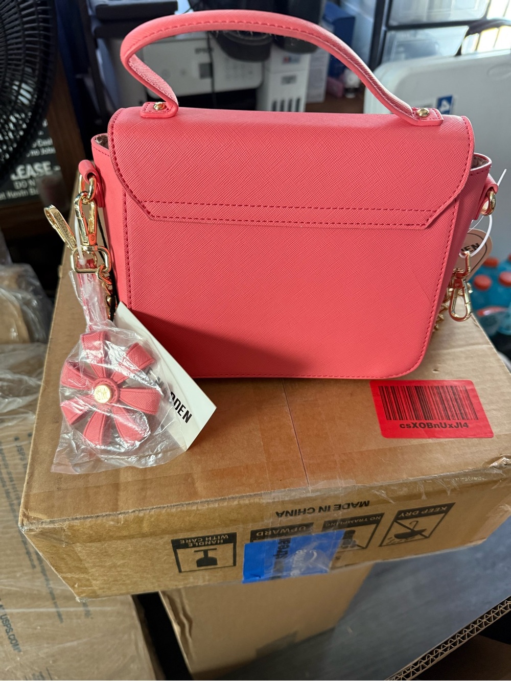 Steve Madden Coral Pink Top-Handle Satchel with Gold Hardware - Picture 4 of 8